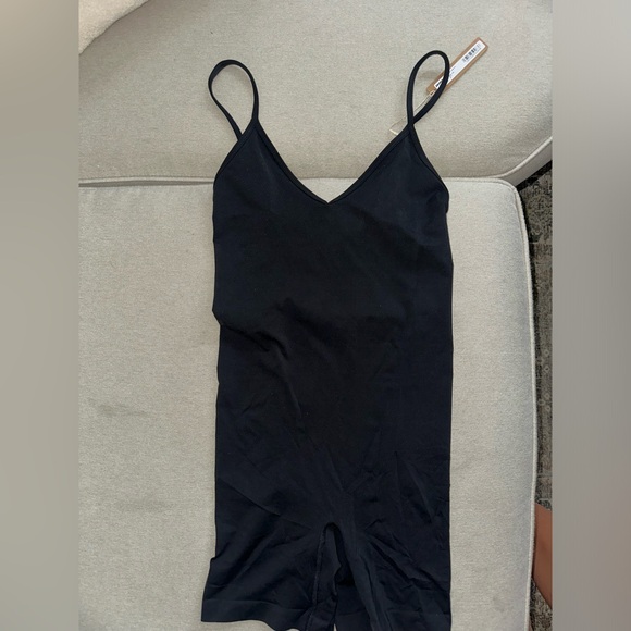 Soft Lounge Scoop Onsie - Picture 3 of 4